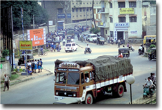 Schools Out at Ashok Nagar Traffic Circle